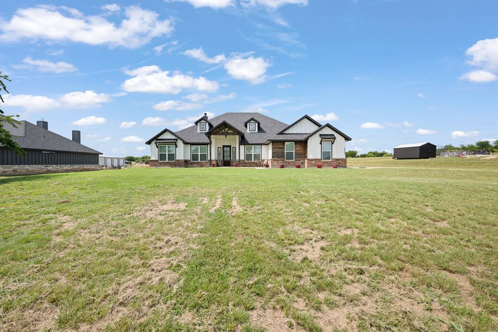 10732 W FM 4, Godley, TX 76044