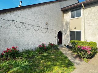 107 Thoreau Drive, Plainsboro, NJ 08536