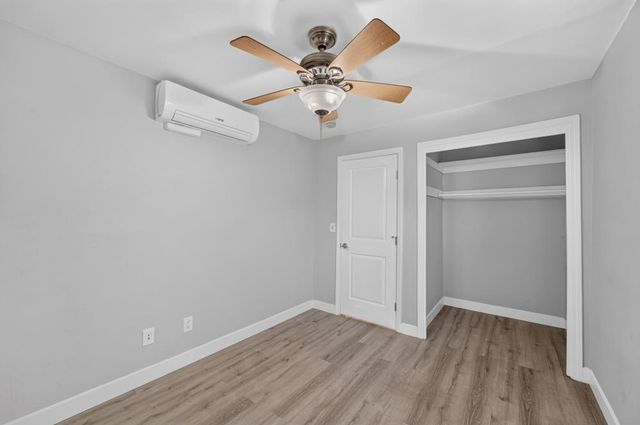 2604 Fairfield St, Sacramento, CA 95815