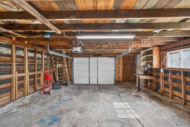 2604 Fairfield St, Sacramento, CA 95815