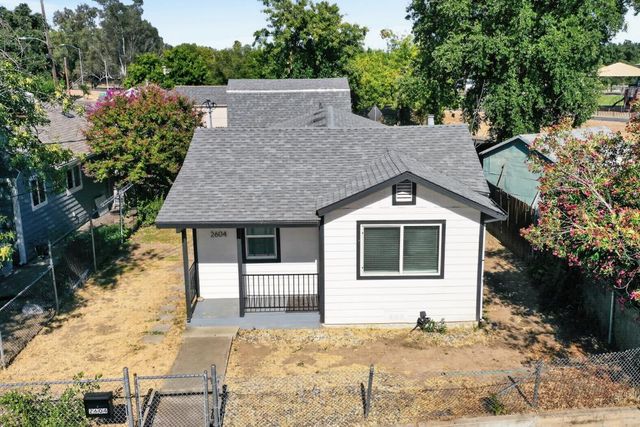 2604 Fairfield St, Sacramento, CA 95815