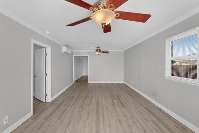 2604 Fairfield St, Sacramento, CA 95815