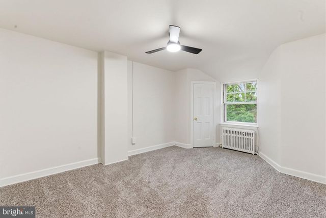 725 IRVINGTON PL, Chester, PA 19013