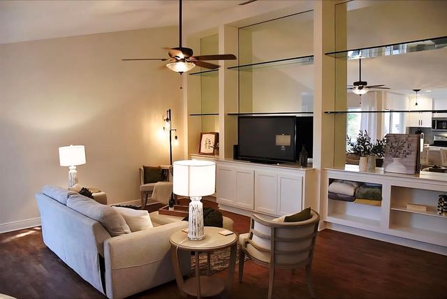 1101 Sun Terrace Court, Palm Beach Gardens, FL 33403