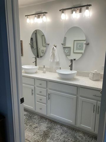 1101 Sun Terrace Court, Palm Beach Gardens, FL 33403
