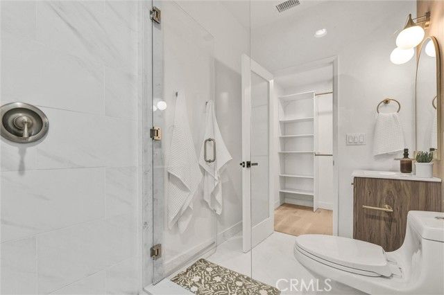 808 S Los Robles Avenue, Pasadena, CA 91106