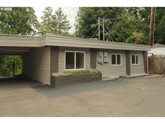 5017 Se ALDERCREST Rd, Milwaukie, OR 97222