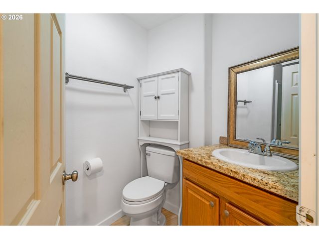 5017 Se ALDERCREST Rd, Milwaukie, OR 97222