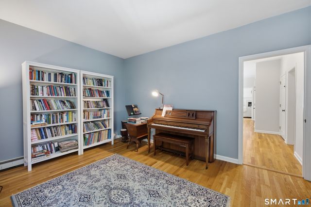 15 Mountain Manor Road, Newtown, CT 06482