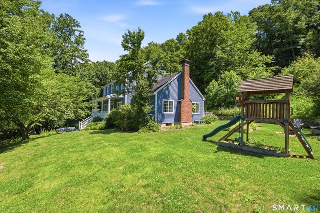 15 Mountain Manor Road, Newtown, CT 06482