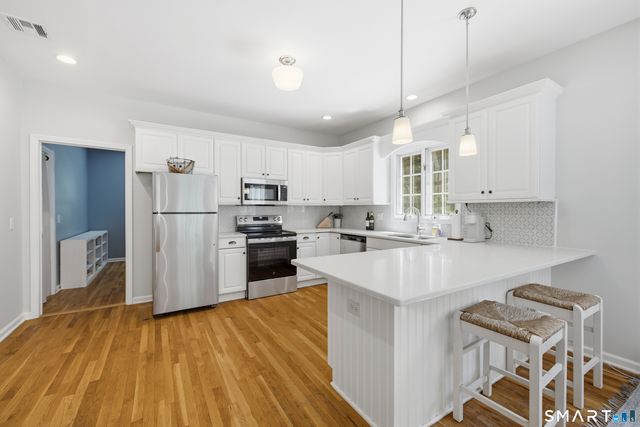 15 Mountain Manor Road, Newtown, CT 06482