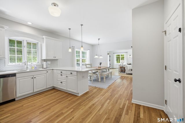 15 Mountain Manor Road, Newtown, CT 06482