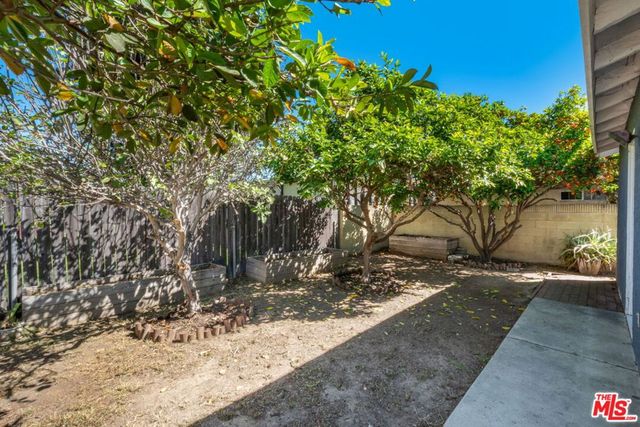 11882 Ramona Avenue, Hawthorne, CA 90250