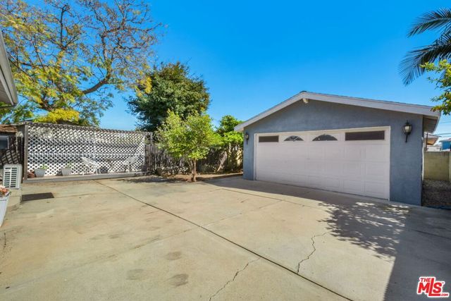 11882 Ramona Avenue, Hawthorne, CA 90250