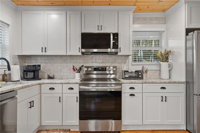 41 Peek And Peak Drive, Sky Valley, GA 30537