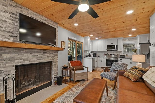 41 Peek And Peak Drive, Sky Valley, GA 30537