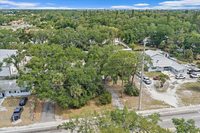 2503 53RD AVENUE W, Bradenton, FL 34207