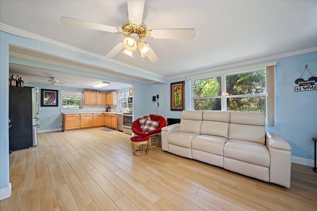 2503 53RD AVENUE W, Bradenton, FL 34207