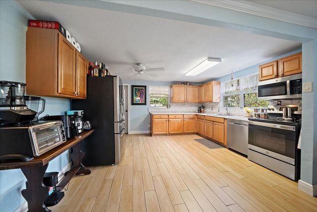 2503 53RD AVENUE W, Bradenton, FL 34207