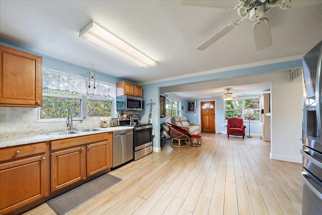 2503 53RD AVENUE W, Bradenton, FL 34207