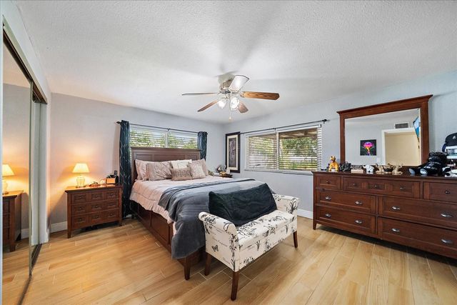 2503 53RD AVENUE W, Bradenton, FL 34207