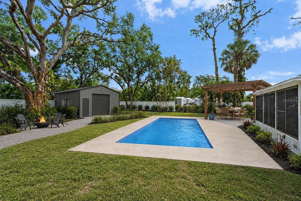 2503 53RD AVENUE W, BRADENTON, FL 34207 — photo 3