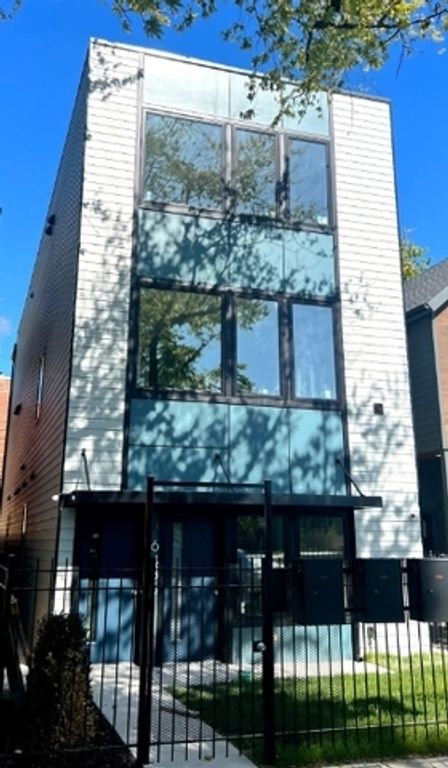 6455 S St. Lawrence Avenue 3, Chicago, IL 60637