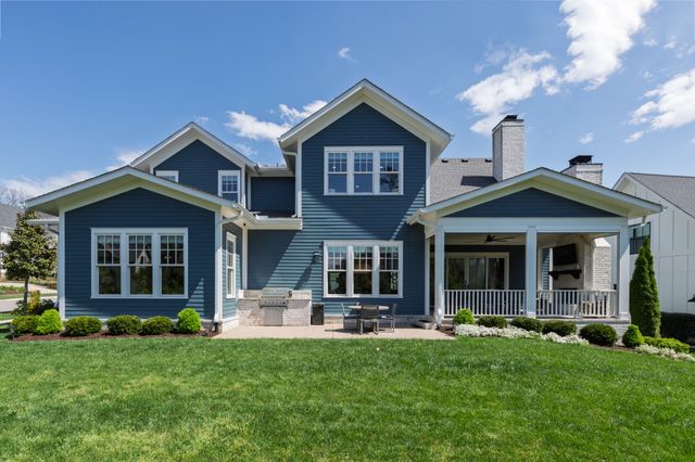 8776 Belladonna Dr, College Grove, TN 37046