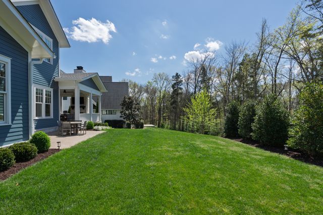 8776 Belladonna Dr, College Grove, TN 37046