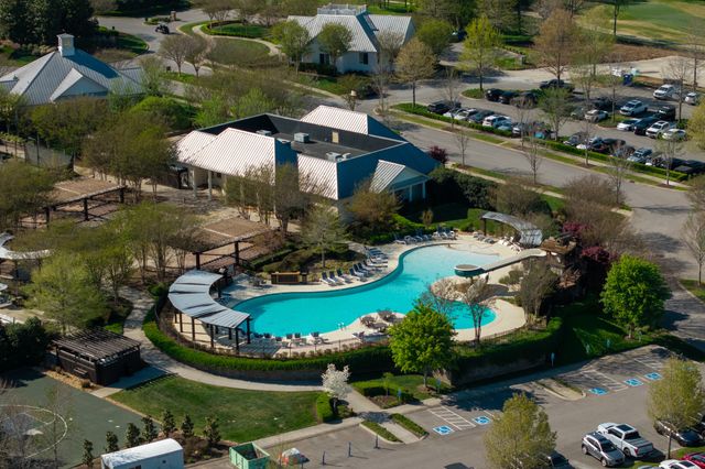 8776 Belladonna Dr, College Grove, TN 37046