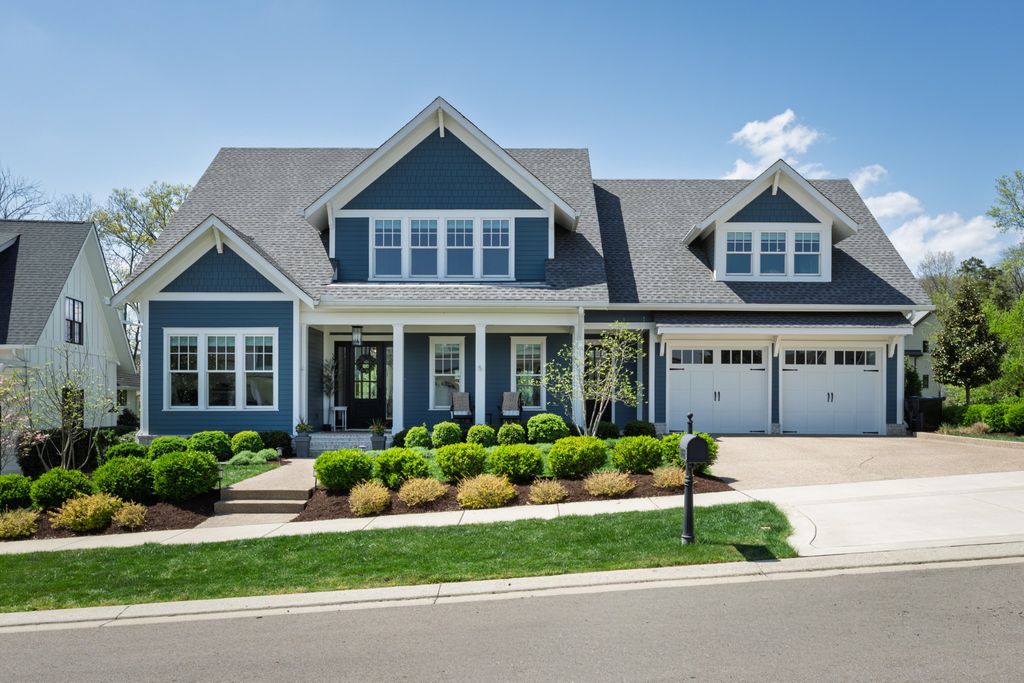 8776 Belladonna Dr, College Grove, TN 37046