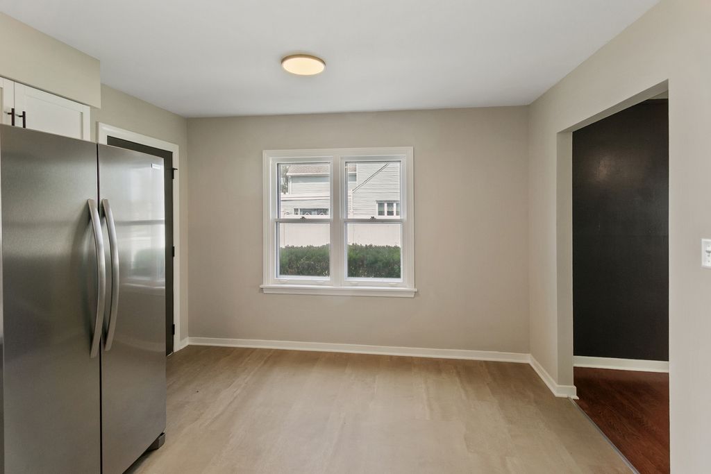 7742 S Oketo Avenue, Bridgeview, IL 60455 — photo 5