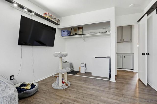 140 E El Norte Parkway 6, Escondido, CA 92026