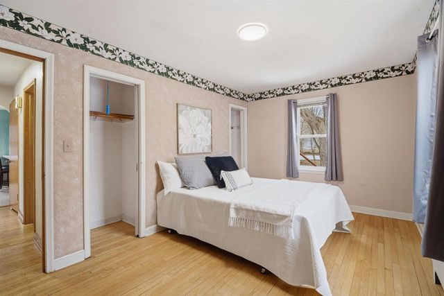 1127 W NORTHLAND AVENUE, Appleton, WI 54914