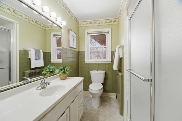 1127 W NORTHLAND AVENUE, Appleton, WI 54914