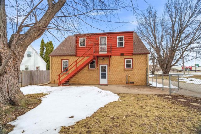 1127 W NORTHLAND AVENUE, Appleton, WI 54914