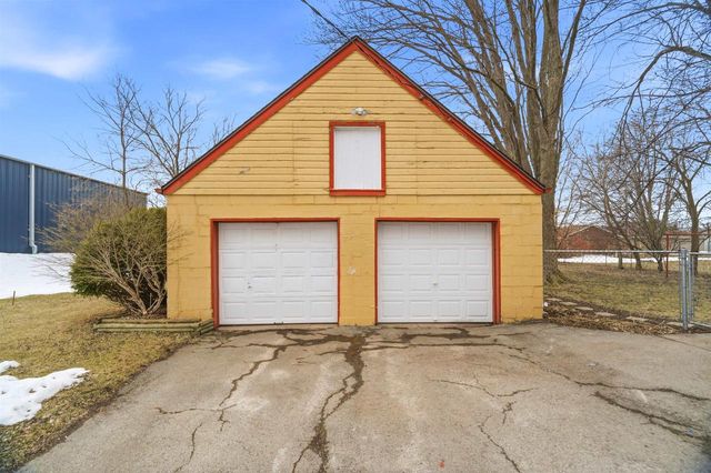 1127 W NORTHLAND AVENUE, Appleton, WI 54914