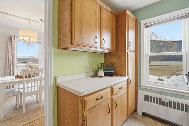 1127 W NORTHLAND AVENUE, Appleton, WI 54914