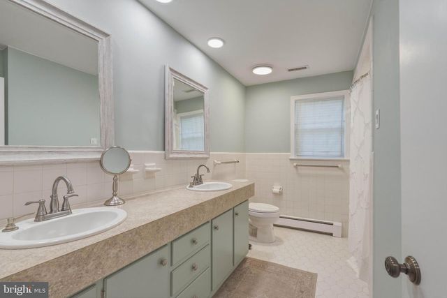 1741 FAIRMOUNT AVE, Vineland, NJ 08361