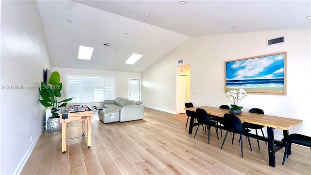 5121 SW 87th Avenue, Cooper City, FL 33328