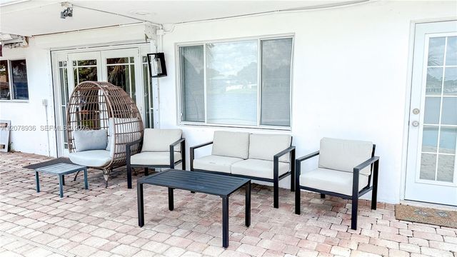5121 SW 87th Avenue, Cooper City, FL 33328