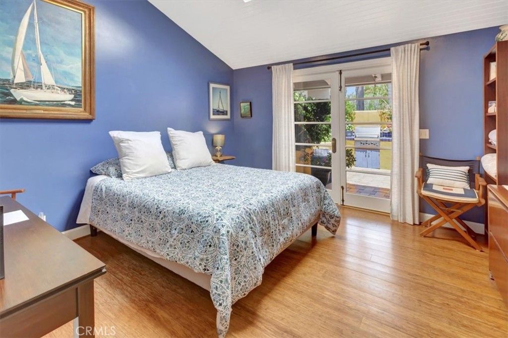 Image 27 of property listing at 537 Vista Grande, Newport Beach, CA 92660
