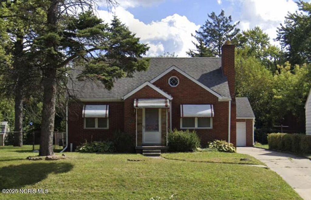 830 N Byrne Road, Toledo, OH 43607