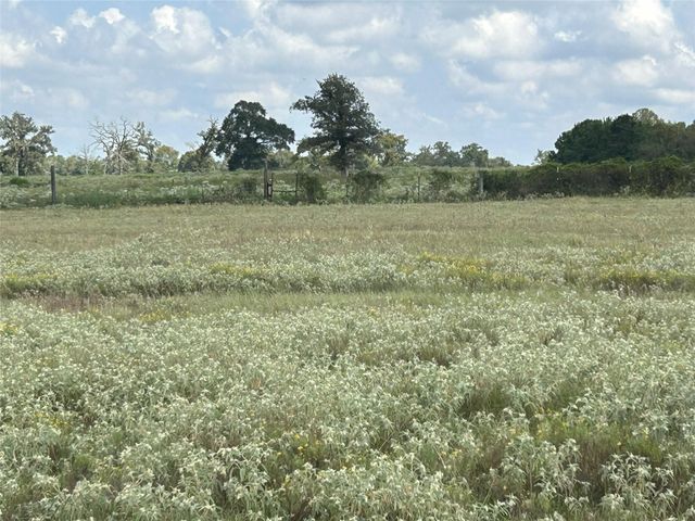 32868 Fm 1736 Road, Hempstead, TX 77445