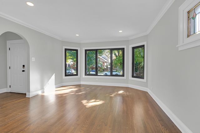 5448 N Lieb Avenue, Chicago, IL 60630