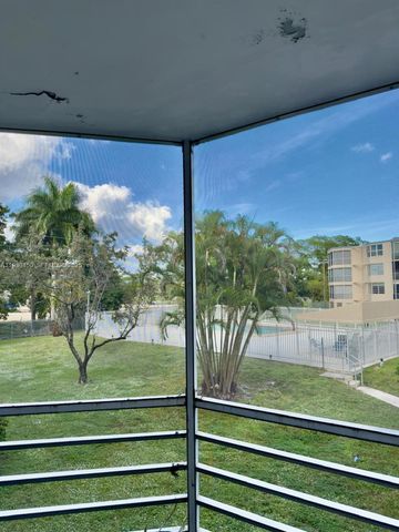 1401 NE 191st St D207, Miami, FL 33179