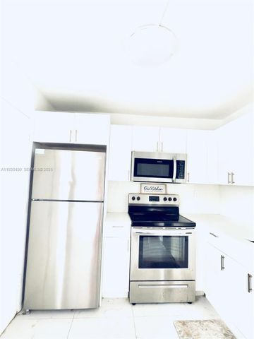 1401 NE 191st St D207, Miami, FL 33179
