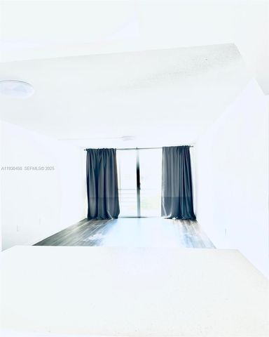 1401 NE 191st St D207, Miami, FL 33179