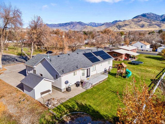 98 W 400 S, Smithfield, UT 84335