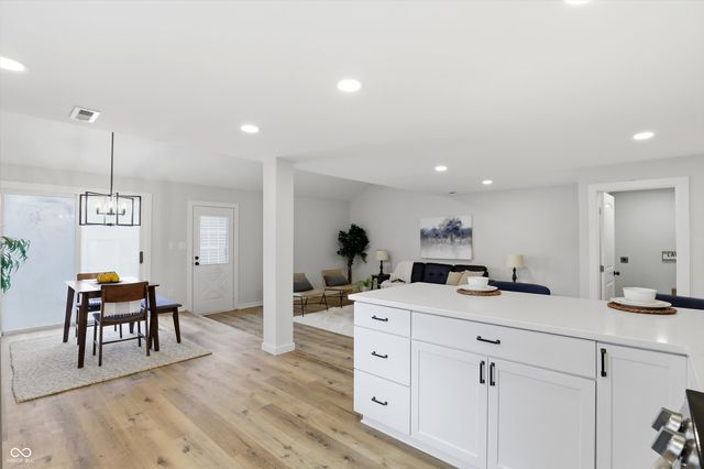 1111 Main Street, Elwood, IN 46036